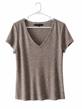 White House Black Market Taupe Ribbed V-Neck Short Sleeve Top